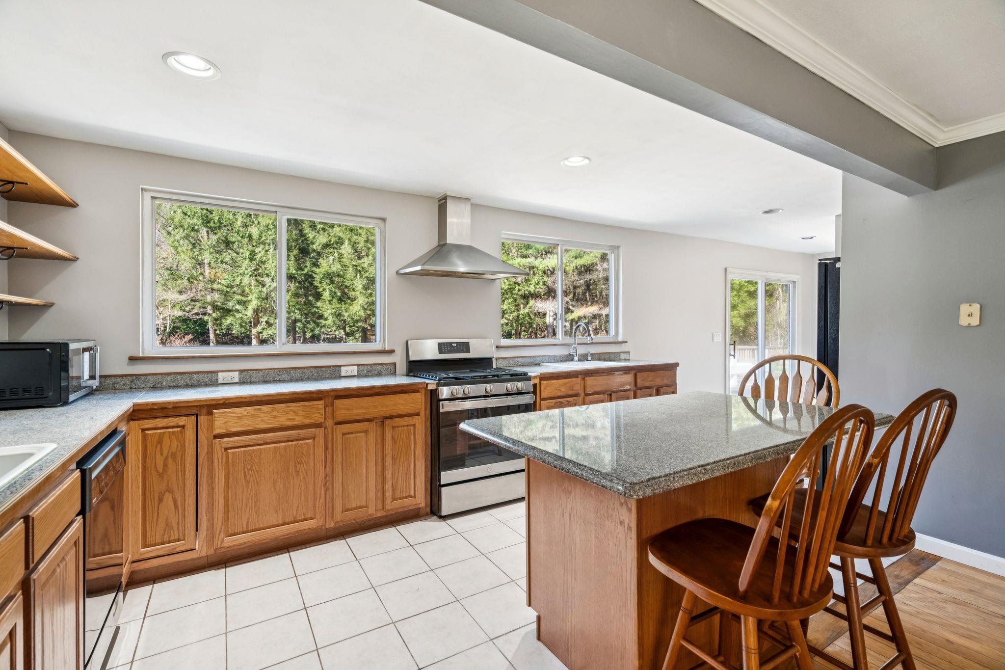 941 Willow Brook Road Plainfield, NH 03781 - Photo 3 of 36