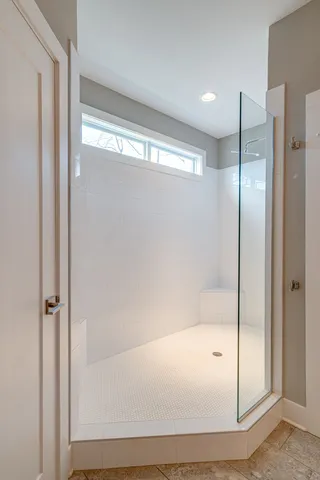 a view of a room with wooden floor and closet
