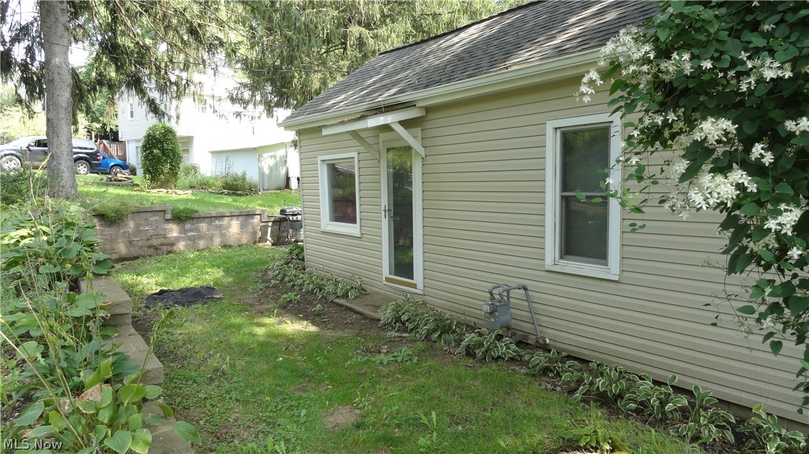 360 Pyramus Road Chester, WV 26034 - Photo 11 of 19 Gallery Image 11