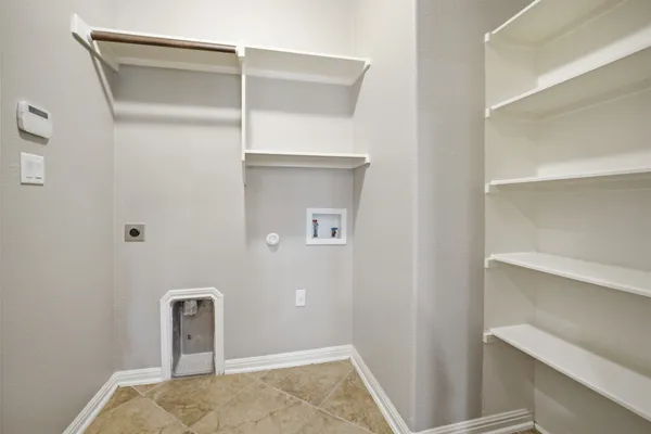 $899,900 | 16100 Spillman Ranch Loop, Austin, TX 78738