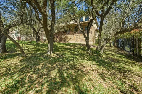 $899,900 | 16100 Spillman Ranch Loop, Austin, TX 78738