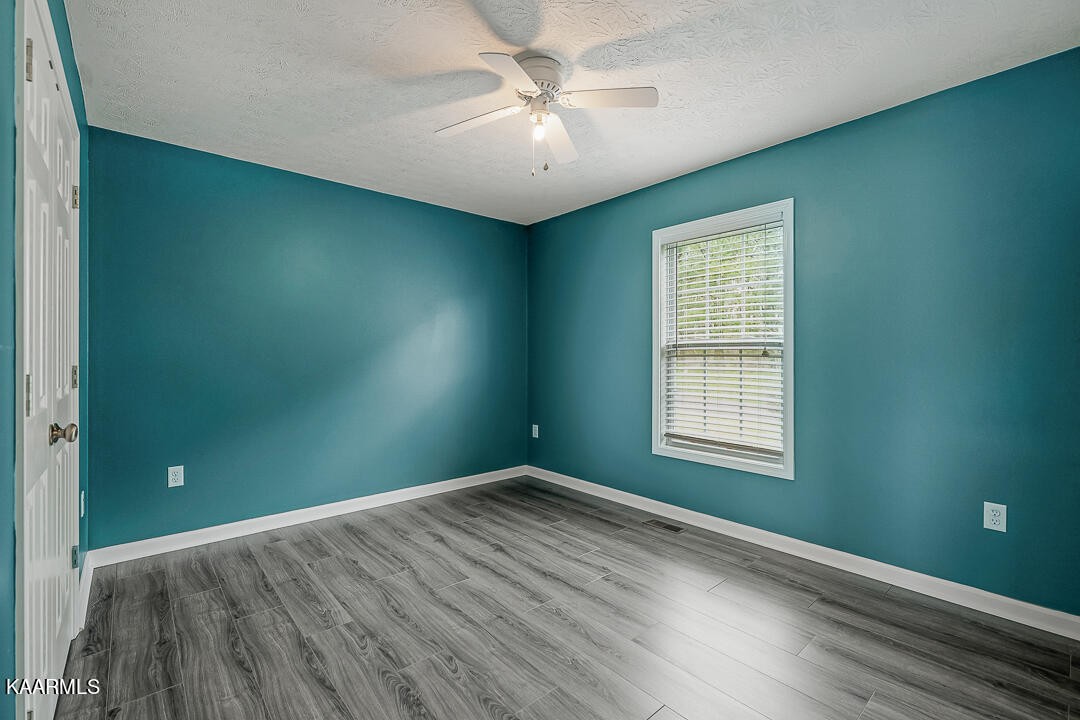 1282 Old Cookeville Road Sparta, TN 38583 - Photo 20 of 24 Gallery Image 20
