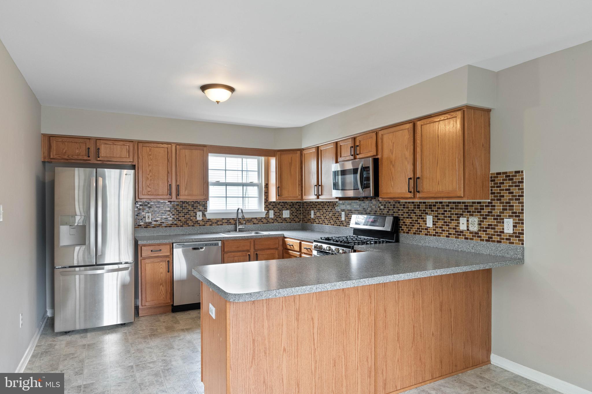 408 High Street Runnemede, NJ 08078 - Photo 13 of 28