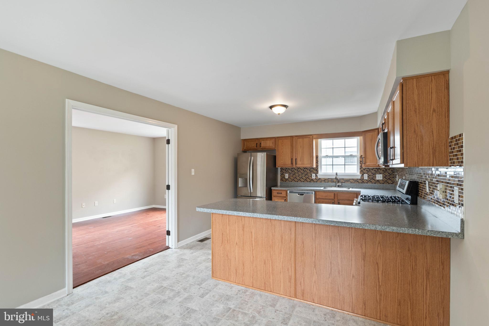 408 High Street Runnemede, NJ 08078 - Photo 10 of 28