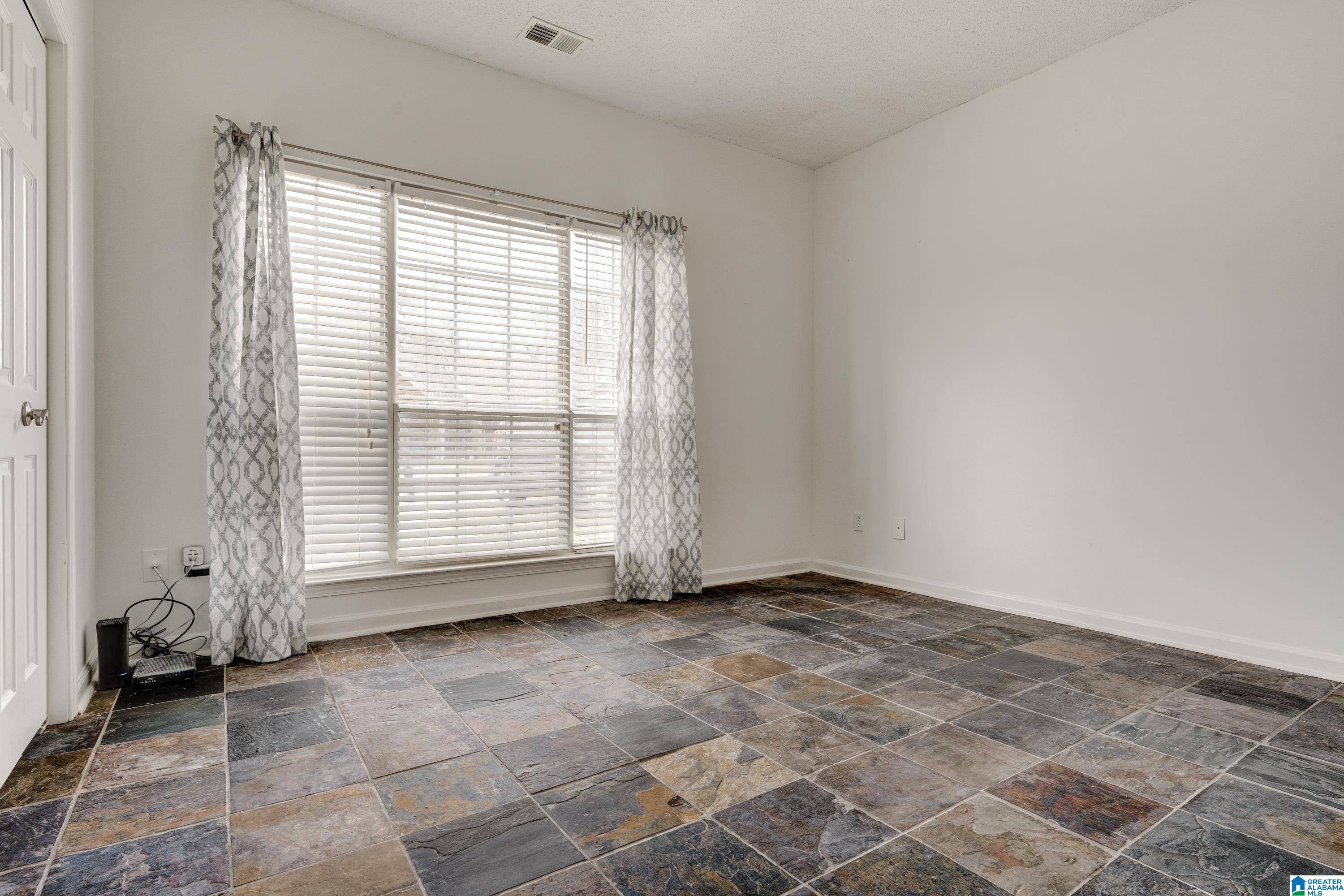 726 3rd Street Northeast Alabaster, AL 35007 - Photo 17 of 22