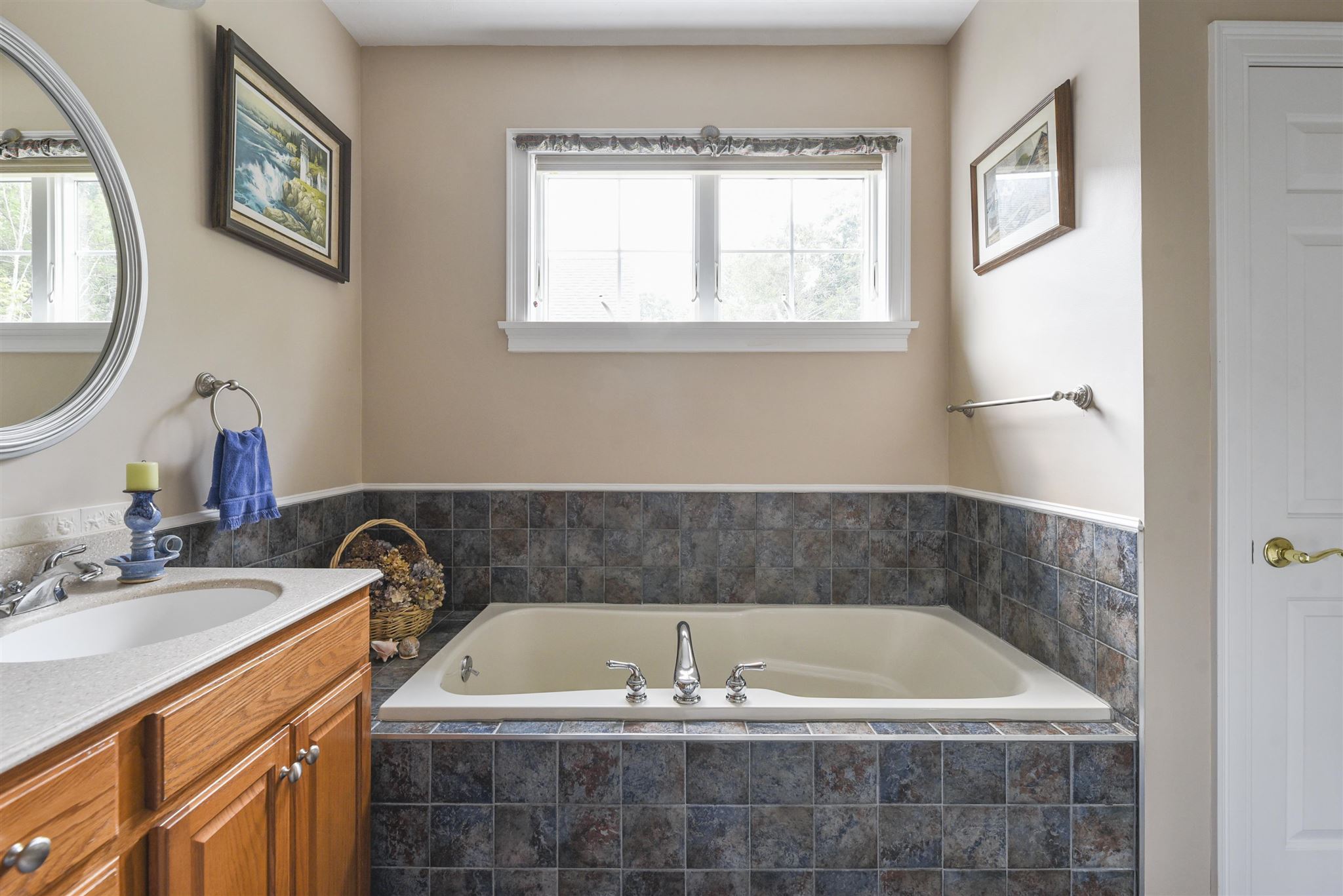 13 Baron's Way Stratham, NH 03885 - Photo 16 of 37