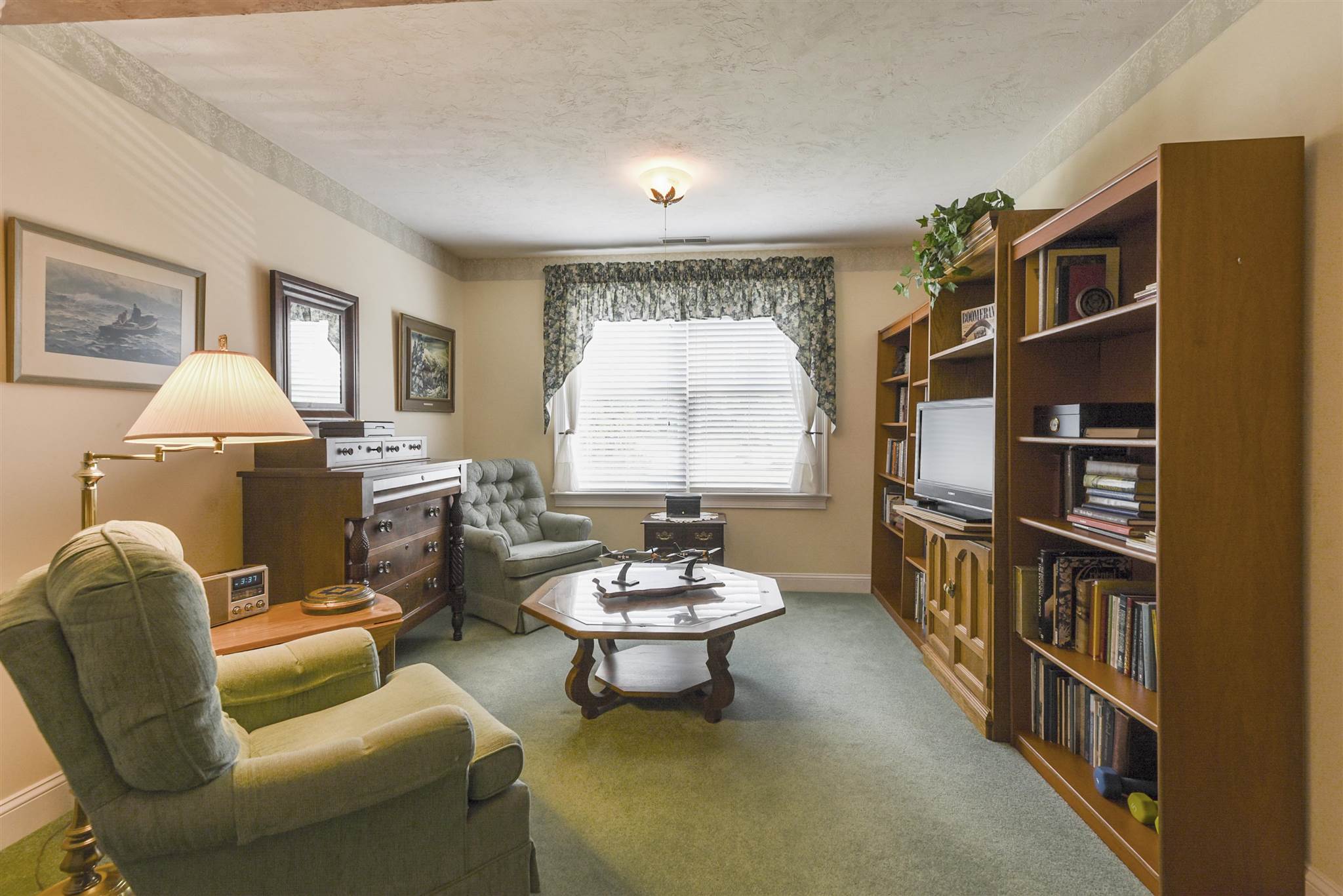 13 Baron's Way Stratham, NH 03885 - Photo 31 of 37