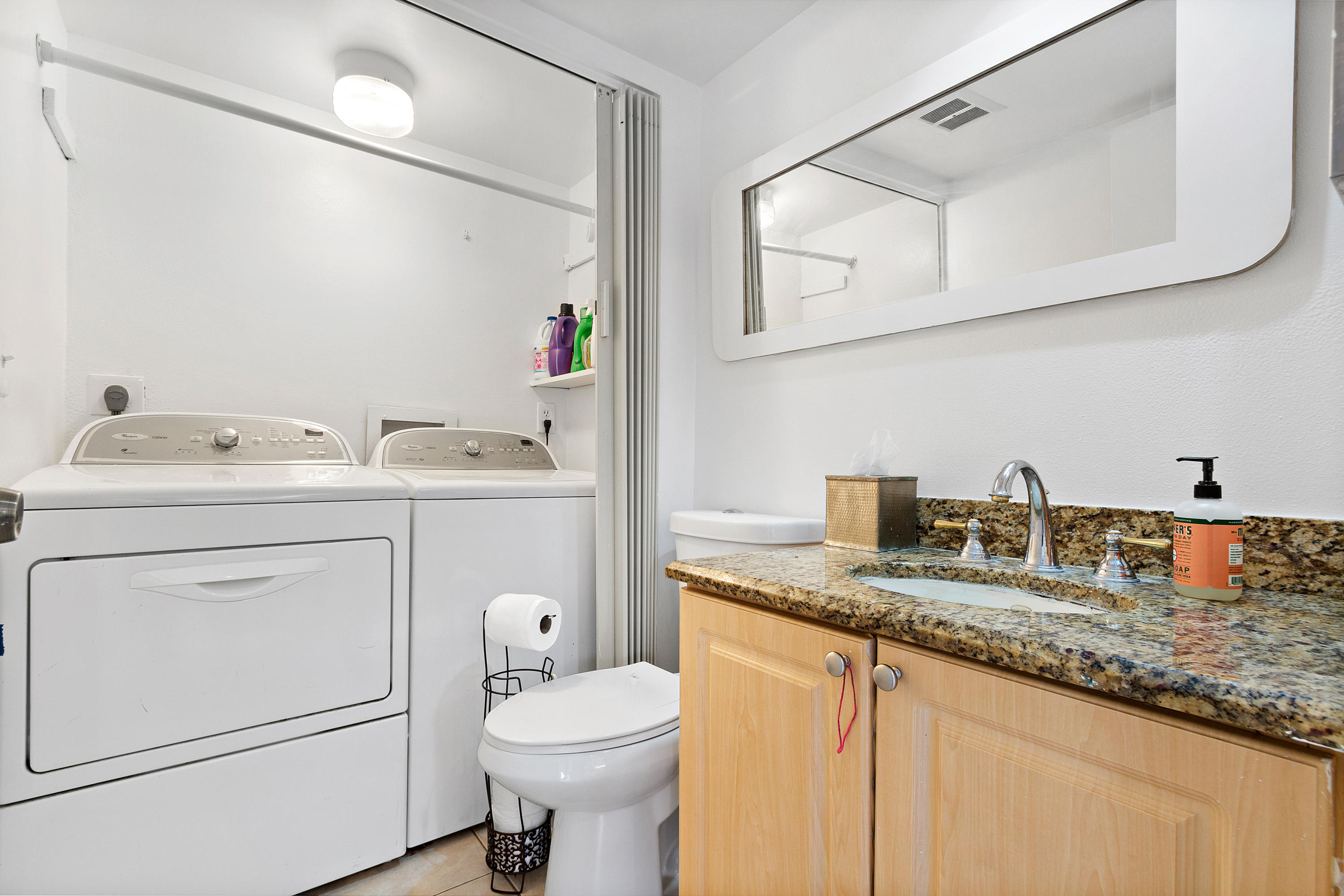 933 Springdale Circle Palm Springs, FL 33461 - Photo 13 of 22 Half bathroom