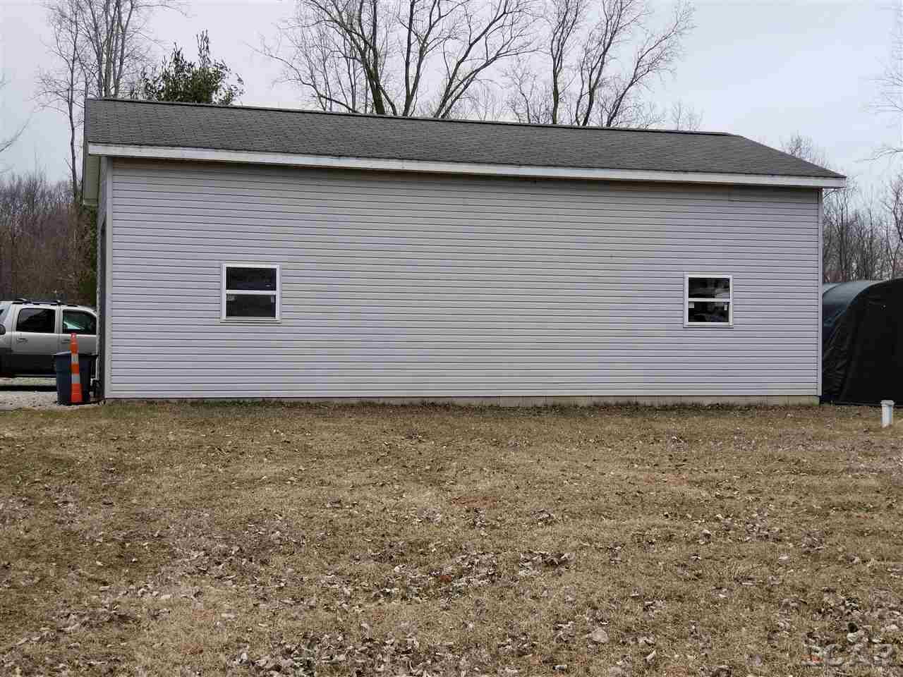 13431 Sherman Road Milan, MI 48160 - Photo 30 of 41 31344231-29.JPG