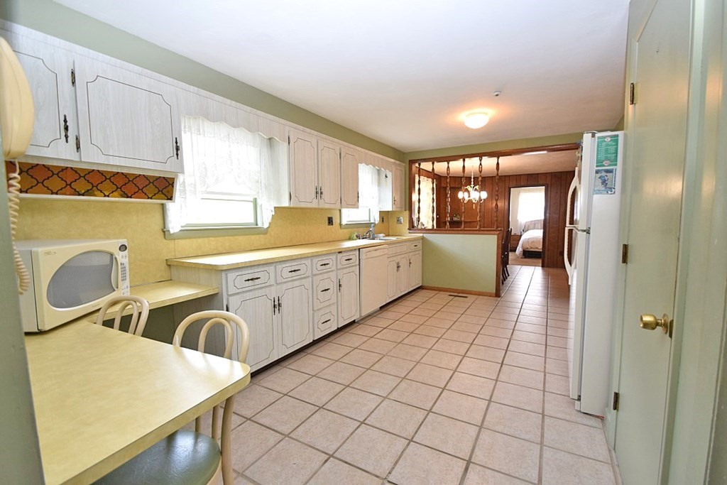 24 Brewster Road Randolph, MA 02368 - Photo 15 of 36 Gallery Image 15