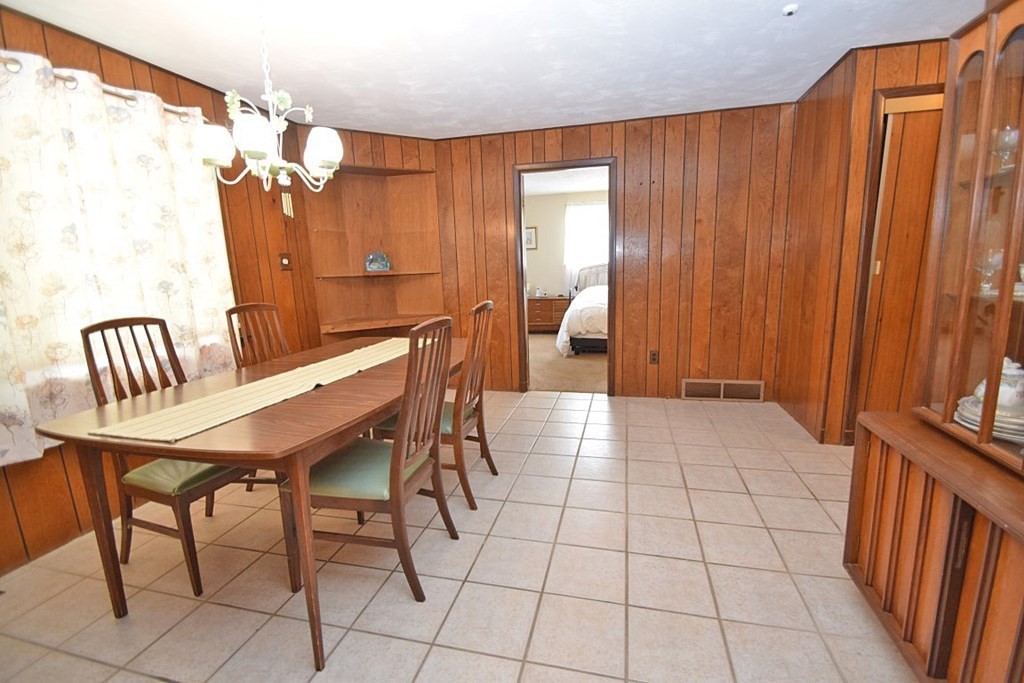 24 Brewster Road Randolph, MA 02368 - Photo 17 of 36 Gallery Image 17