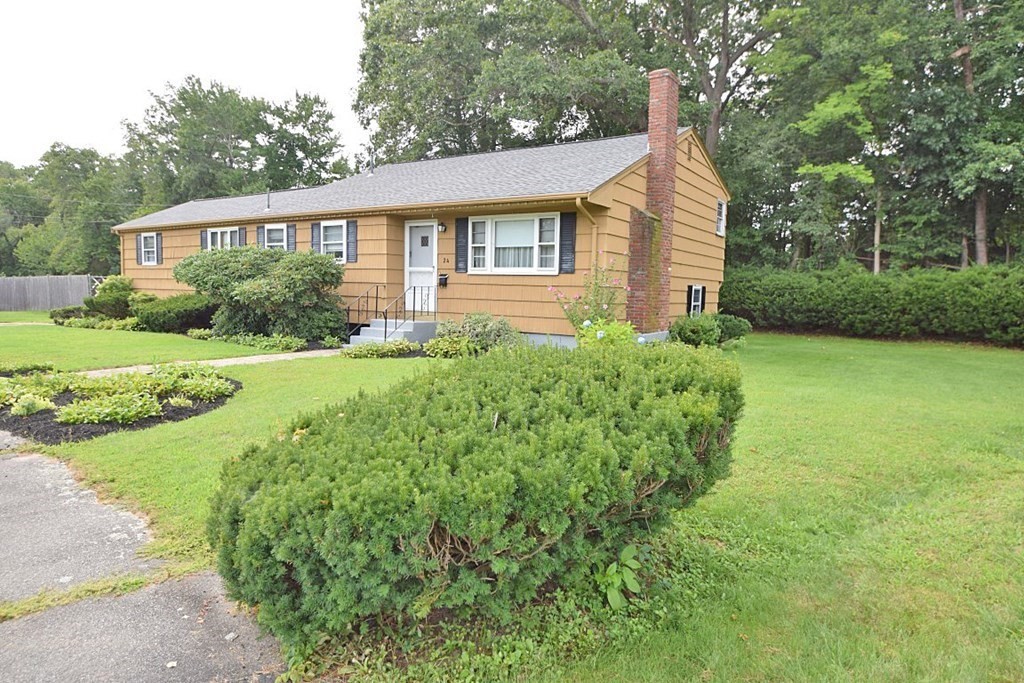 24 Brewster Road Randolph, MA 02368 - Photo 2 of 36 Gallery Image 2