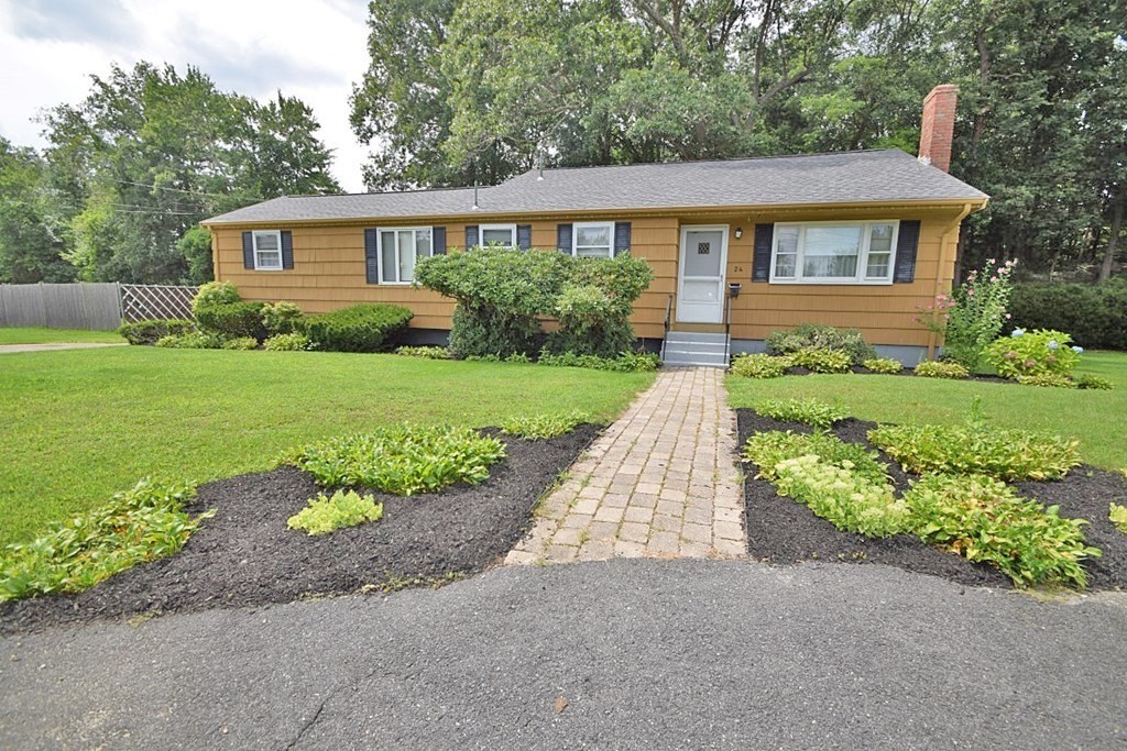 24 Brewster Road Randolph, MA 02368 - Photo 3 of 36 Gallery Image 3