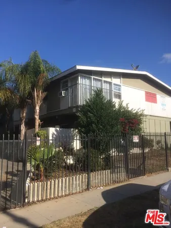 $1,995 | 10231 Darby Avenue, Unit 2, Inglewood, CA 90303