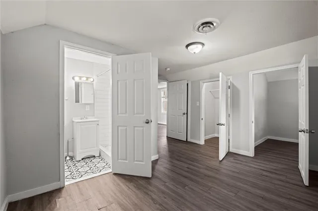 $250,000 | 520 Sandusky Avenue, Kansas City, KS 66101