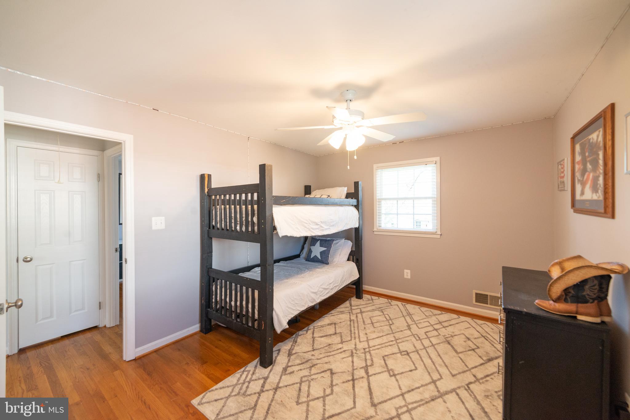 6919 Sydenstricker Road Springfield, VA 22152 - Photo 23 of 44 Bedroom 3