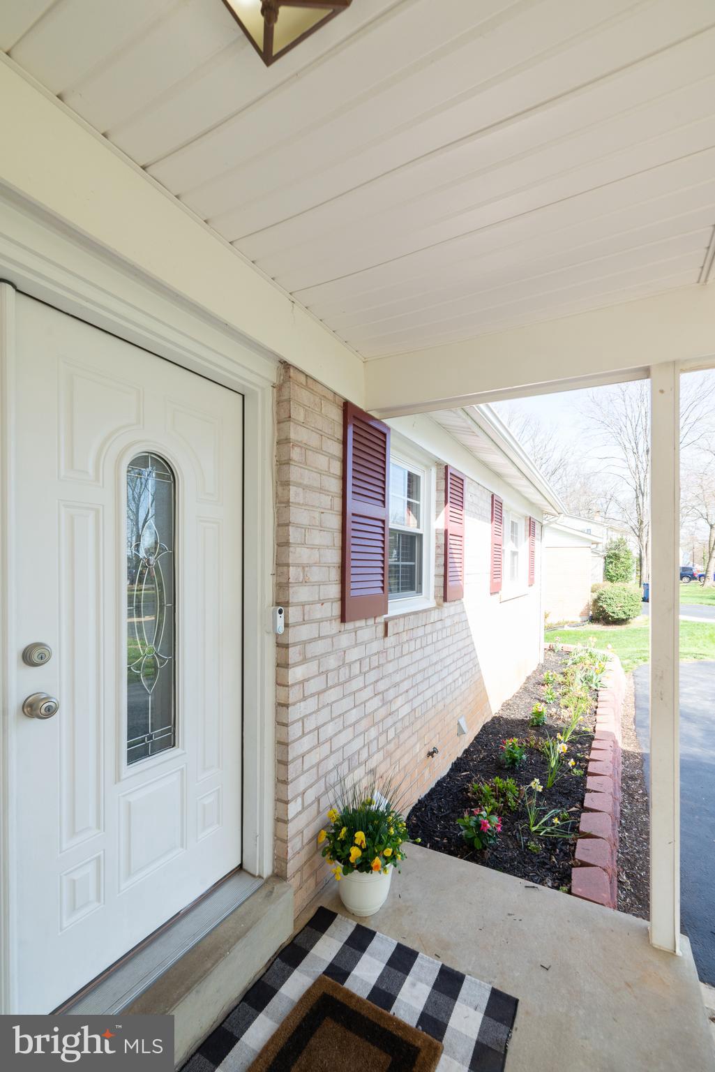 6919 Sydenstricker Road Springfield, VA 22152 - Photo 8 of 44