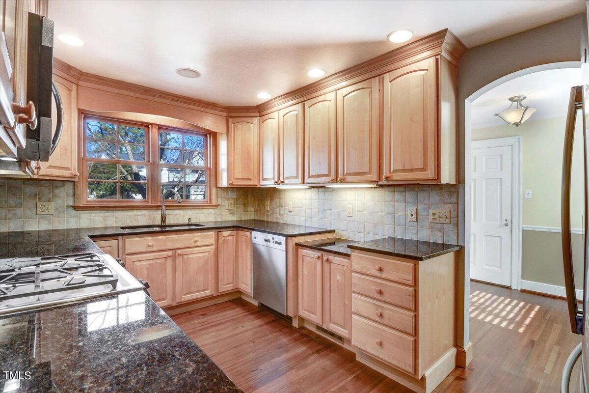 1015 Brooks Avenue Raleigh, NC 27607 - Photo 10 of 58 Kitchen