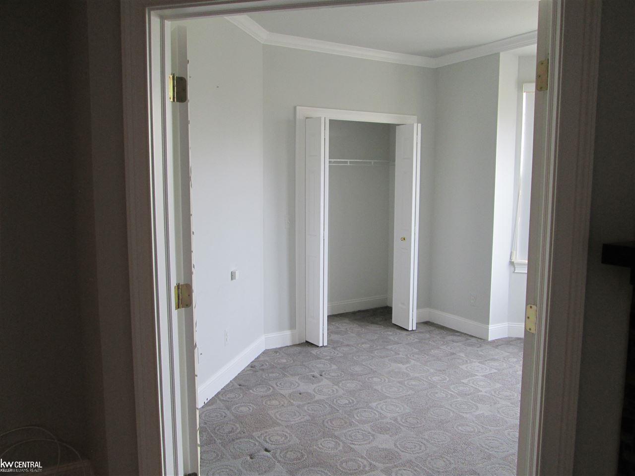 39204 Hayes Road Clinton Township, MI 48038 - Photo 12 of 43 50039091-11.JPG
