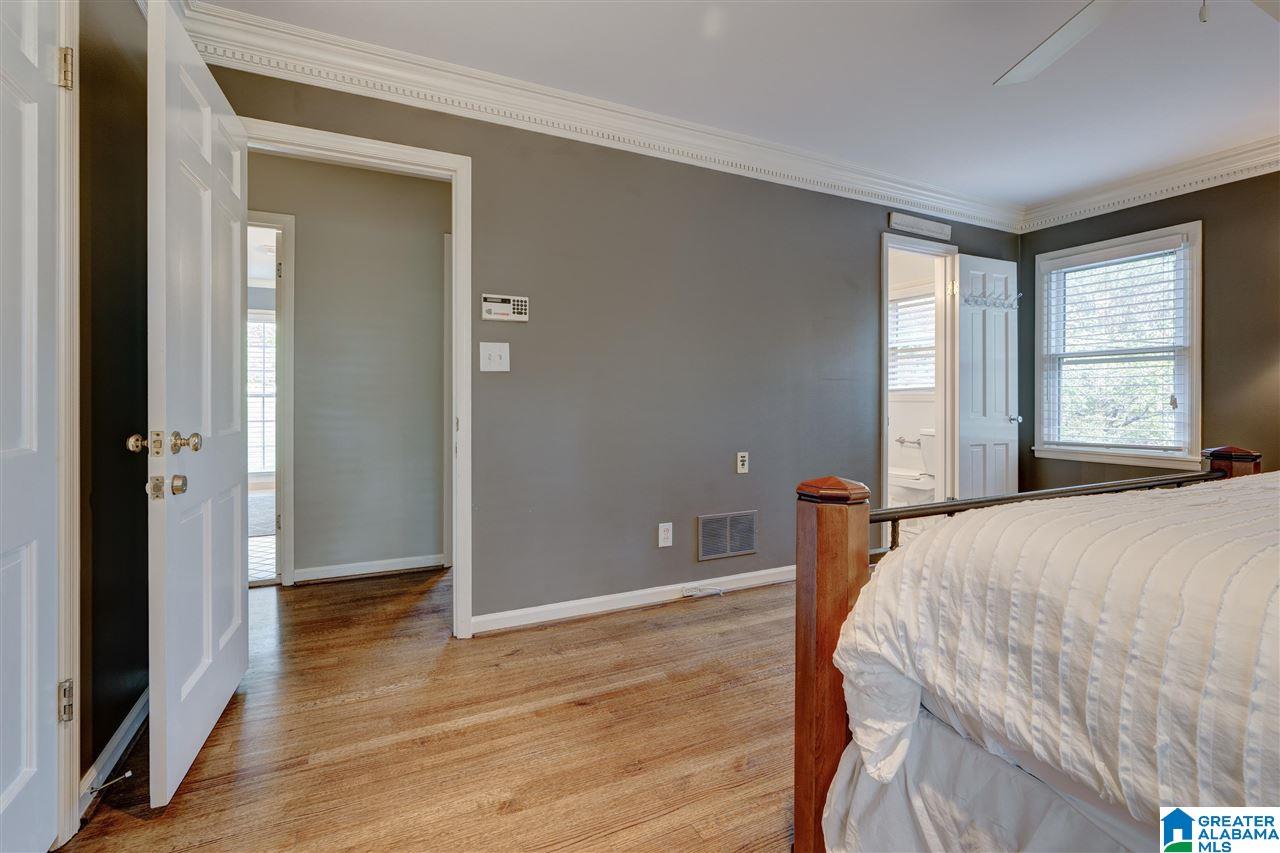 2901 Warrington Road Mountain Brook, AL 35223 - Photo 24 of 48