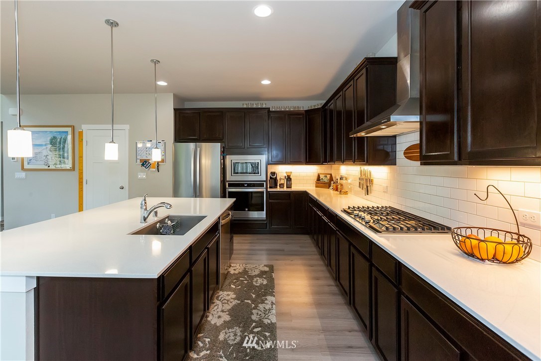 4976 Castleton Road Southwest Port Orchard, WA 98367 - Photo 11 of 31 Gallery Image 11
