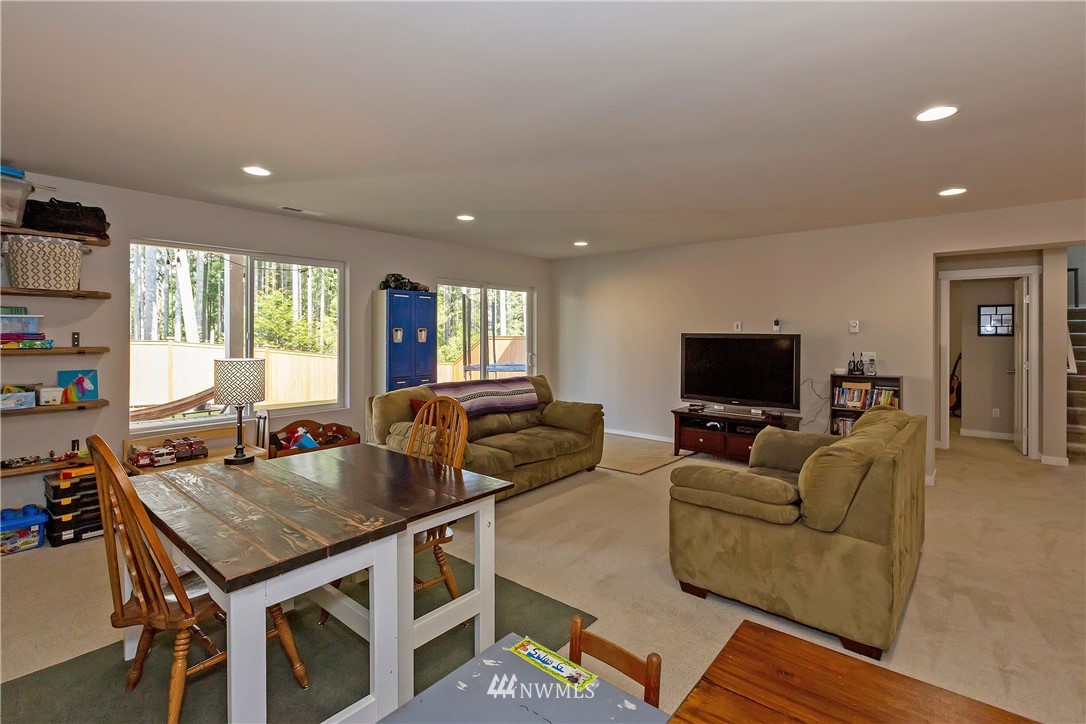 4976 Castleton Road Southwest Port Orchard, WA 98367 - Photo 29 of 31 Gallery Image 29
