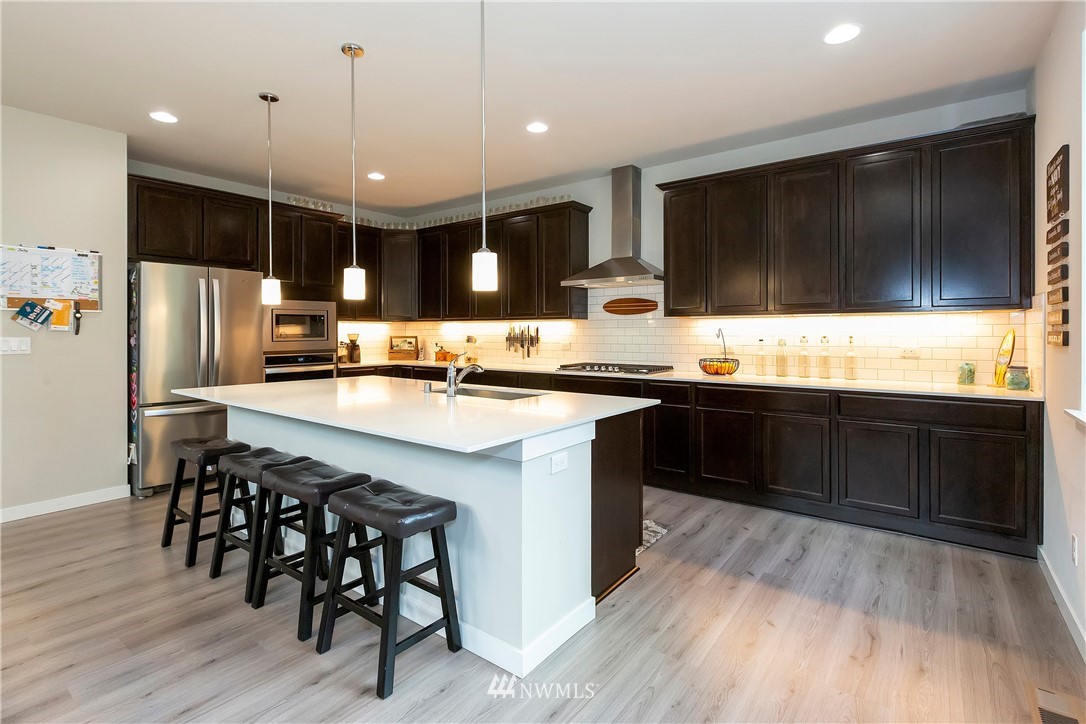 4976 Castleton Road Southwest Port Orchard, WA 98367 - Photo 10 of 31 Gallery Image 10