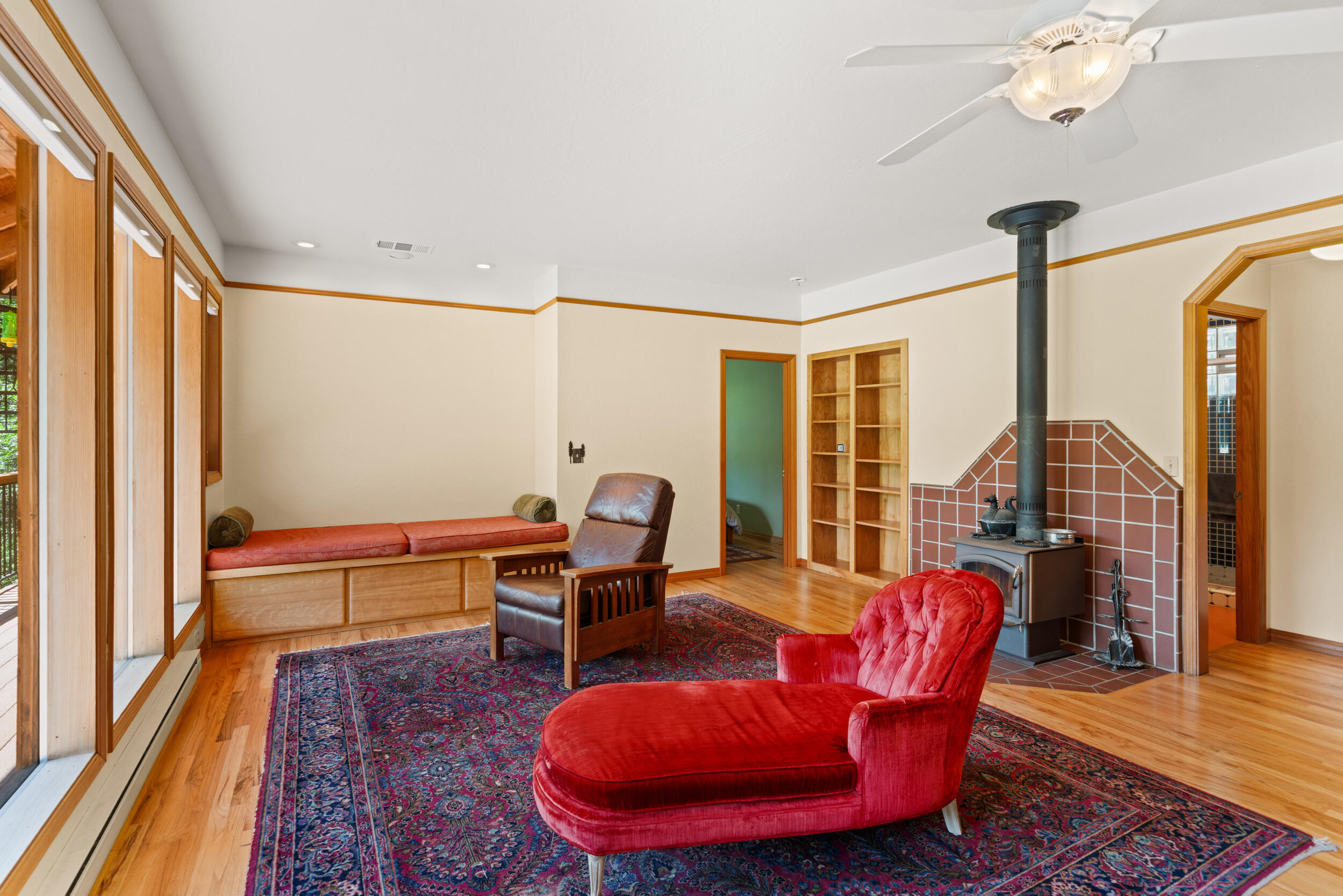 1700 Tyler Creek Road Ashland, OR 97520 - Photo 14 of 58