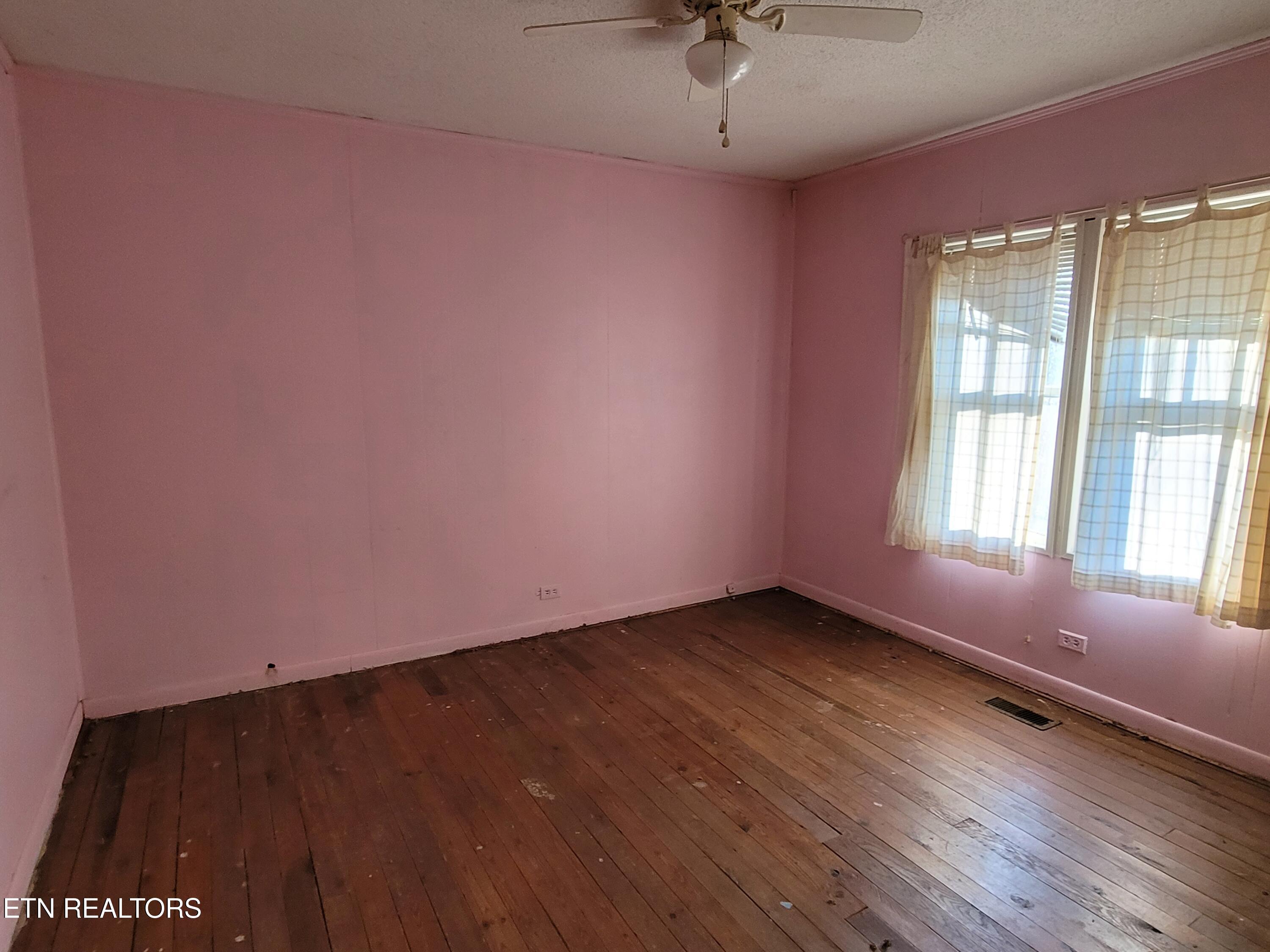 2316 Poe Road Soddy Daisy, TN 37379 - Photo 4 of 21 20260227_173043