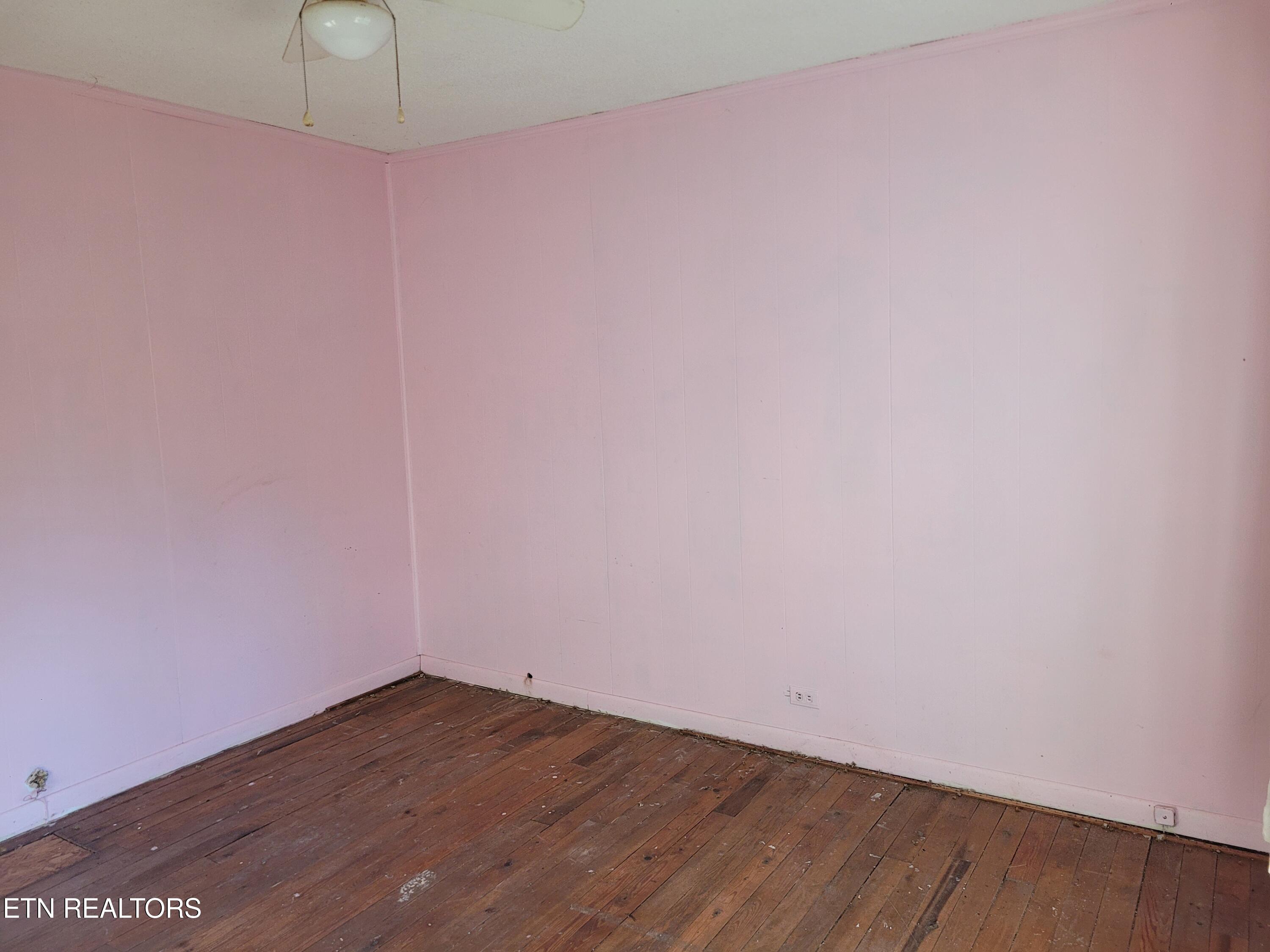 2316 Poe Road Soddy Daisy, TN 37379 - Photo 5 of 21 20260227_171454