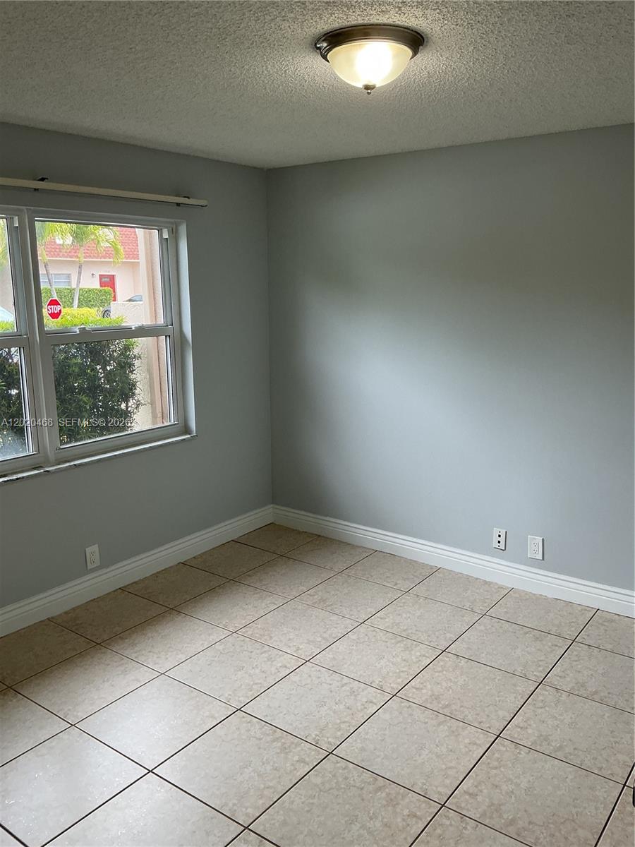 1321 Partridge Close, Unit 60 Pompano Beach, FL 33064 - Photo 9 of 32