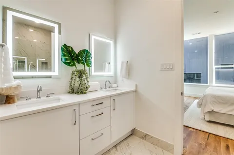 $624,000 | 426 West 9th Street, Unit 104, Dallas, TX 75208