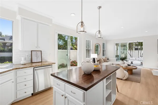 $2,588,000 | 20 Fecamp, Newport Coast, CA 92657