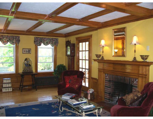 52 Maple Street Lexington, MA 02420 - Photo 3 of 14 Gallery Image 3