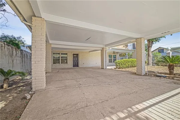 $2,100 | 800 West Chaparral Street, San Juan, TX 78589
