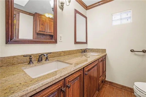$2,100 | 800 West Chaparral Street, San Juan, TX 78589