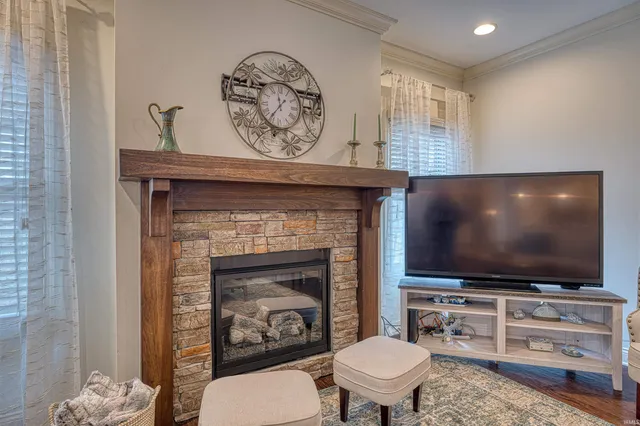 $474,000 | 4525 Fieldcrest Pl Circle, Newburgh, IN 47630