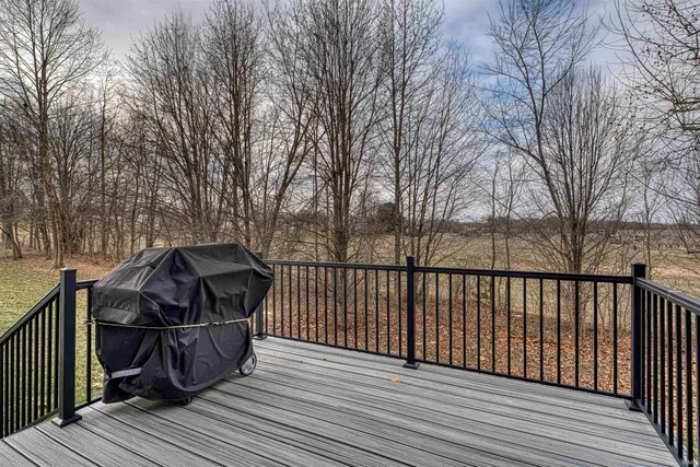 $474,000 | 4525 Fieldcrest Pl Circle, Newburgh, IN 47630