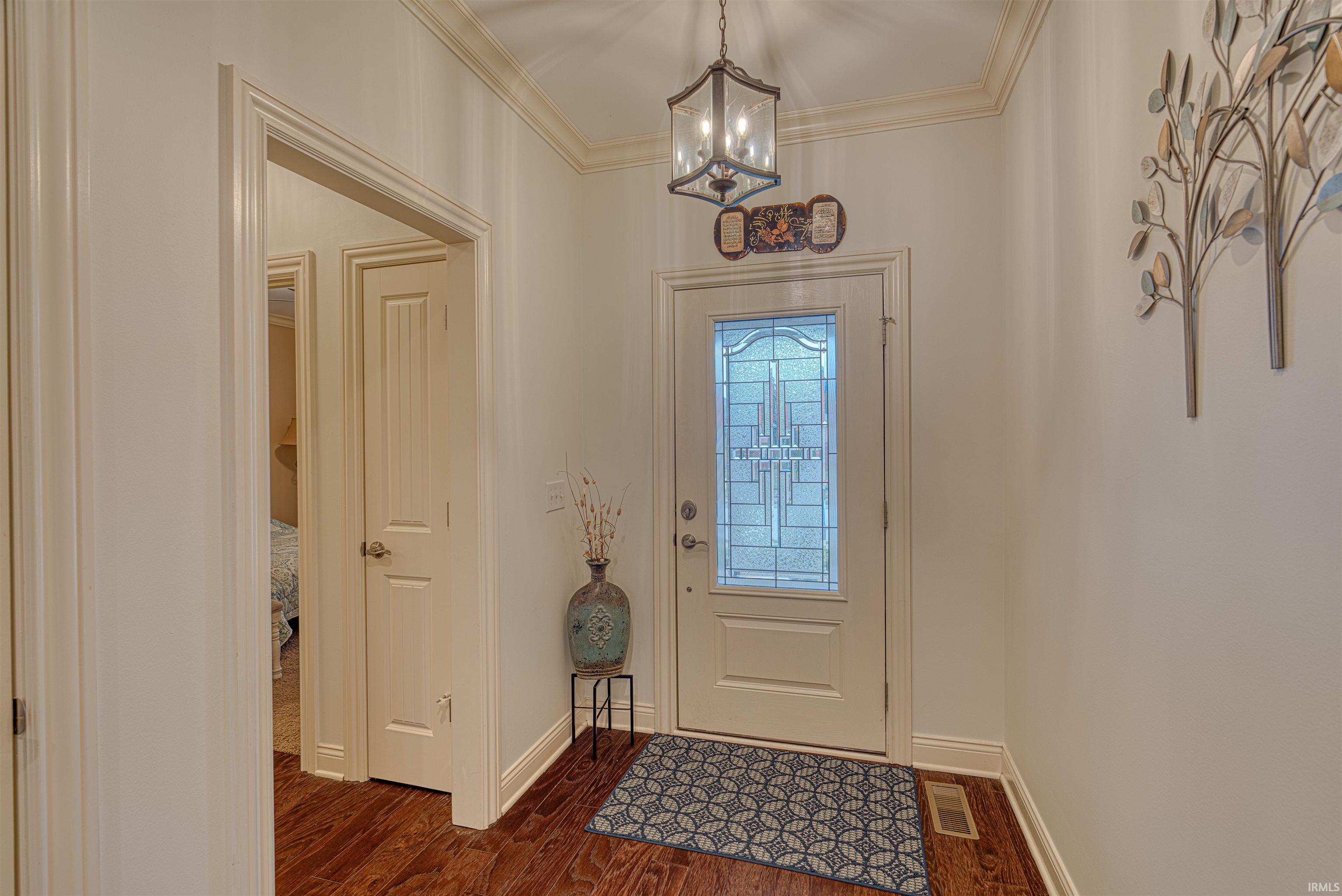 4525 Fieldcrest Pl Circle Newburgh, IN 47630 - Photo 4 of 27