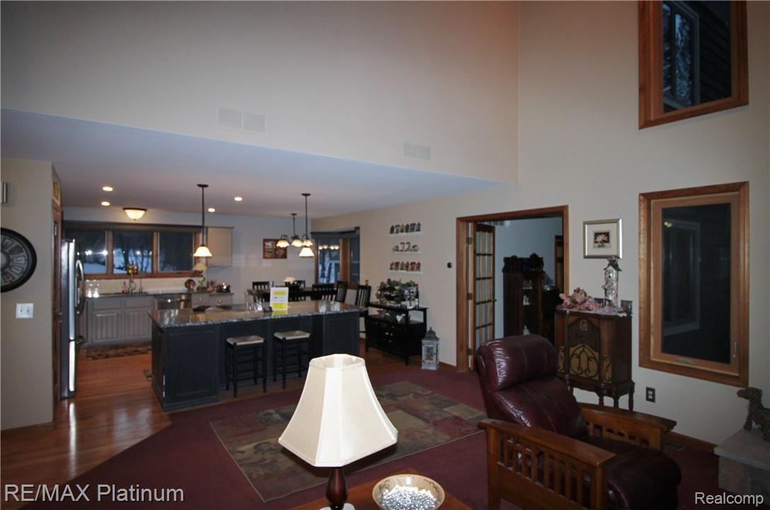 11310 Linden Road Fenton, MI 48430 - Photo 10 of 73 IMG_5912.JPG