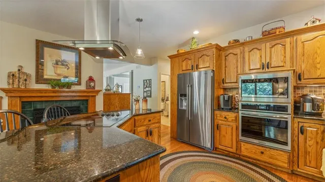 $429,000 | 18352 South 1453rd Road, Nevada, MO 64772