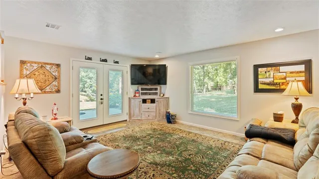 $429,000 | 18352 South 1453rd Road, Nevada, MO 64772