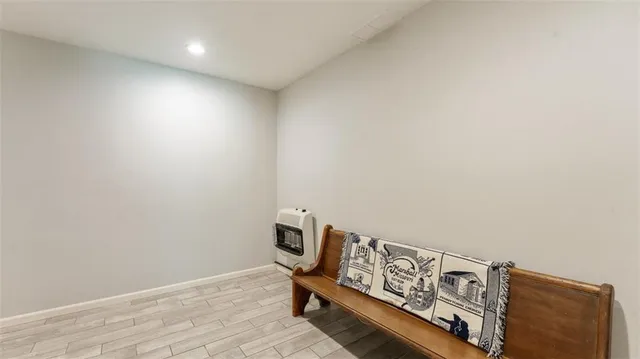 $429,000 | 18352 South 1453rd Road, Nevada, MO 64772