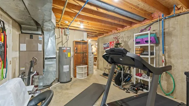 $429,000 | 18352 South 1453rd Road, Nevada, MO 64772