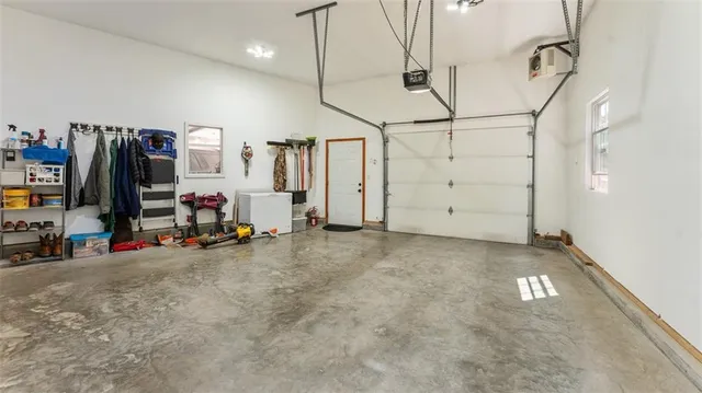 $429,000 | 18352 South 1453rd Road, Nevada, MO 64772