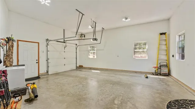 $429,000 | 18352 South 1453rd Road, Nevada, MO 64772