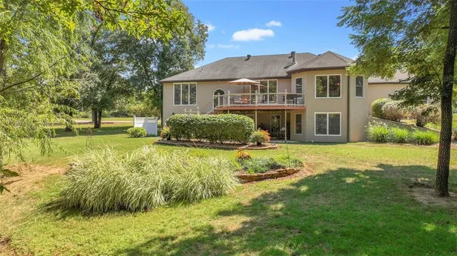 $429,000 | 18352 South 1453rd Road, Nevada, MO 64772