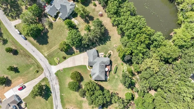 $429,000 | 18352 South 1453rd Road, Nevada, MO 64772