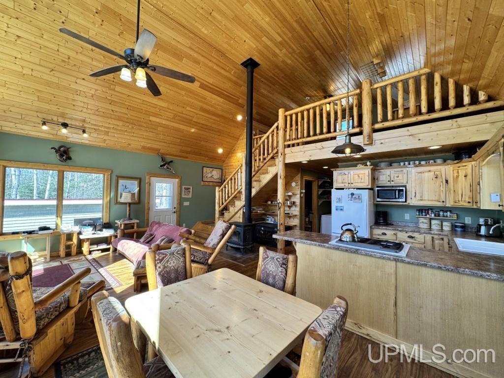 14236 Basalt Street Covington, MI 49919 - Photo 11 of 70