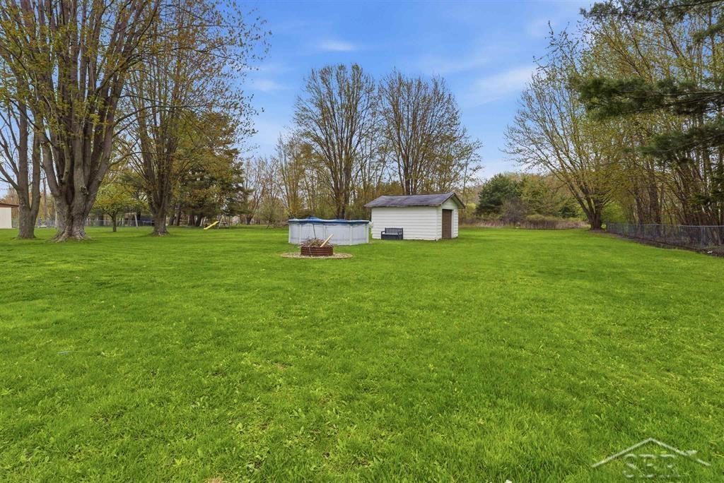 1559 South Grey Road Midland, MI 48640 - Photo 28 of 31 50205914-9dda779c-f141-4b37-9109-4a81a3fcd500.JPG
